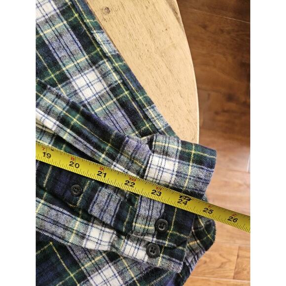 L.L Bean Heritage Scotch Plaid Flannel Shirt Men’s L Reg Slightly Fitted - Picture 2 of 8